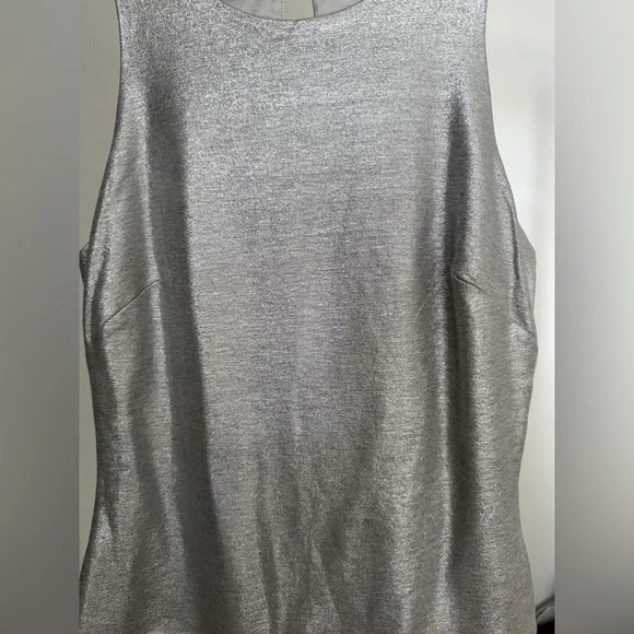 Bebe Metallic Sleeveless Top is very stylish ๐ข๐ - Picture 6 of 8